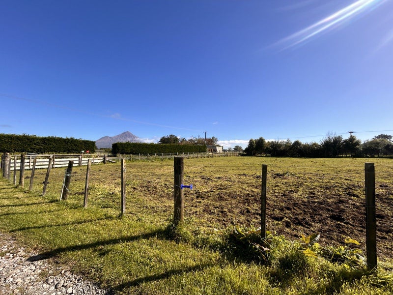 426 Cardiff Road, Pembroke, Stratford - Carousel 21