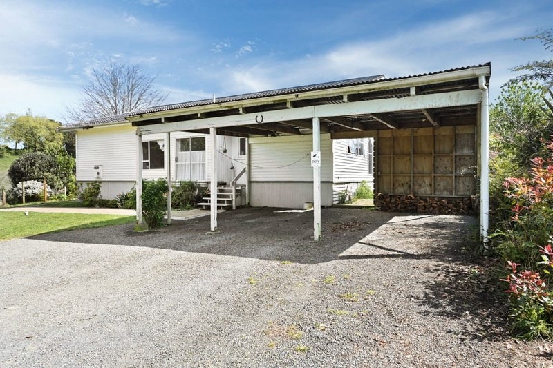 110 Foster Road, Temple View, Hamilton - Carousel 15