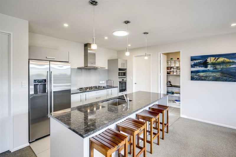 16 Kapiti Drive, Poraiti, Napier - Carousel 2