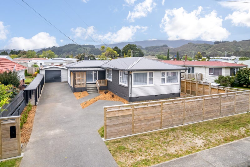 27 Rosina Street, Clouston Park, Upper Hutt - Carousel 1