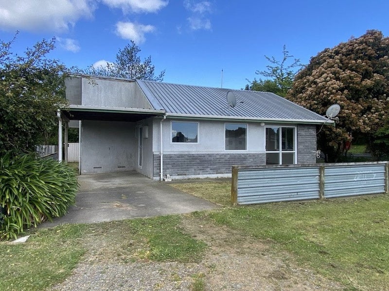 4A Swinburn Street, Dannevirke - Carousel 1