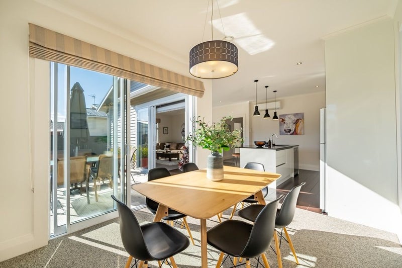 95 William Street, Petone, Lower Hutt - Carousel 26