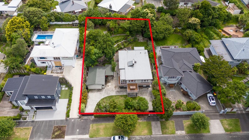 16 Riverview Terrace, Fairfield, Hamilton - Carousel 37