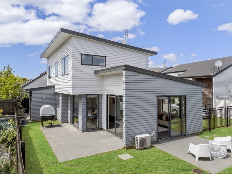 31C Melling Street, Glen Innes, Auckland - Carousel 1