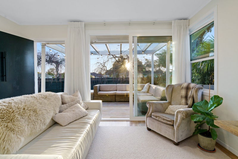 128 Scott Street, Leamington, Cambridge - Carousel 2