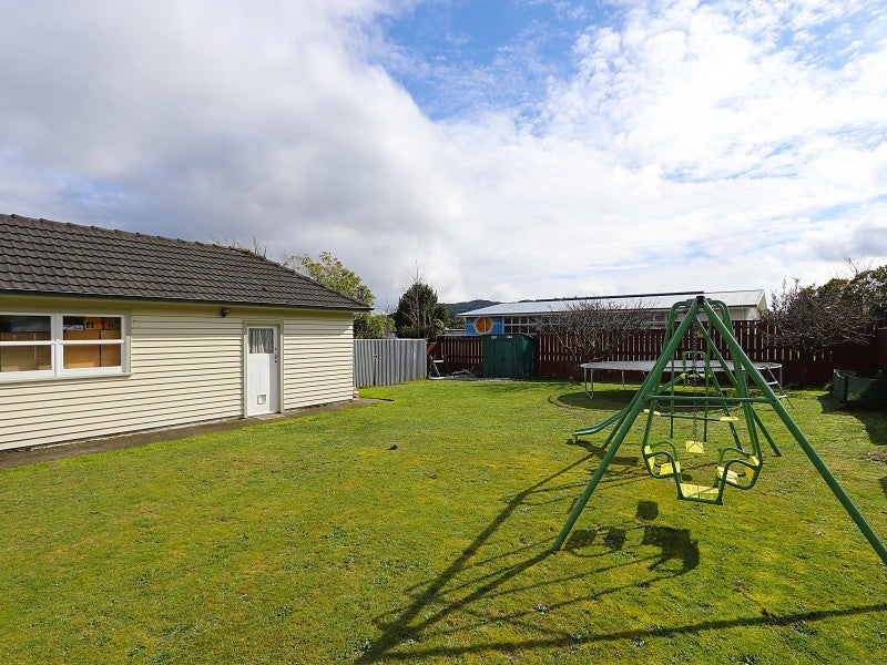 21 Wright Street, Wainuiomata, Lower Hutt - Carousel 16