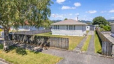 27 Rimutaka Street, Trentham, Upper Hutt - Carousel 1