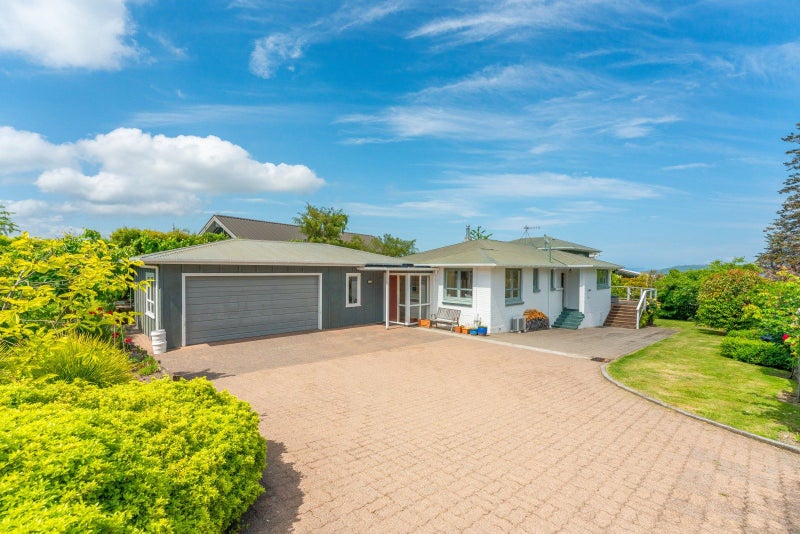 29 Ngauruhoe Street, Hilltop, Taupo - Carousel 1