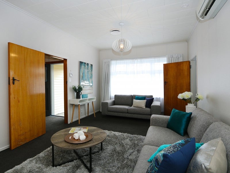 65 Adelaide Street, Petone, Lower Hutt - Carousel 2