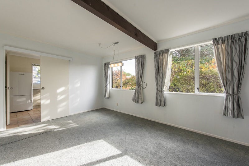 40A Lynmouth Avenue, Karori, Wellington - Carousel 2