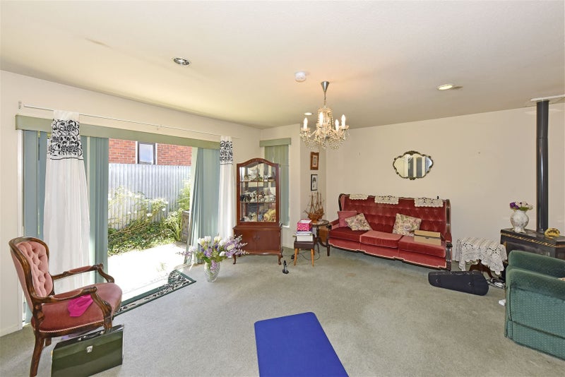 22 Newnham Terrace, Upper Riccarton, Christchurch - Carousel 2