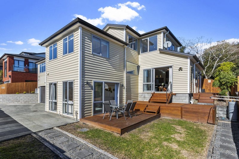 25 Shibata Rise, Ranui, Auckland - Carousel 1