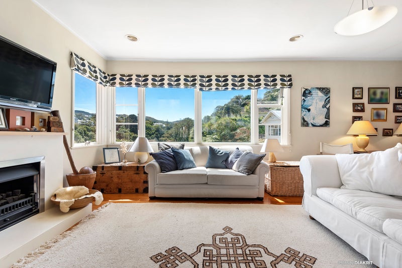 18 Creswick Terrace, Northland, Wellington - Carousel 2