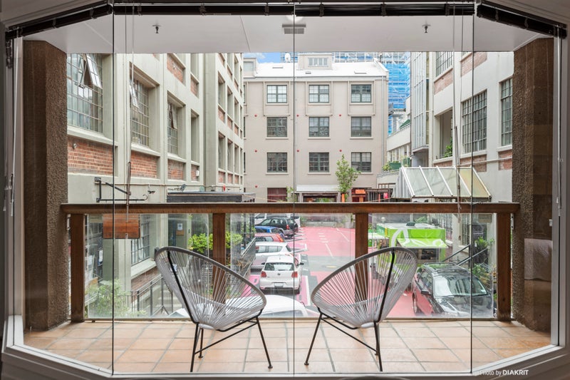 8I Egmont Street, Te Aro, Wellington - Carousel 2
