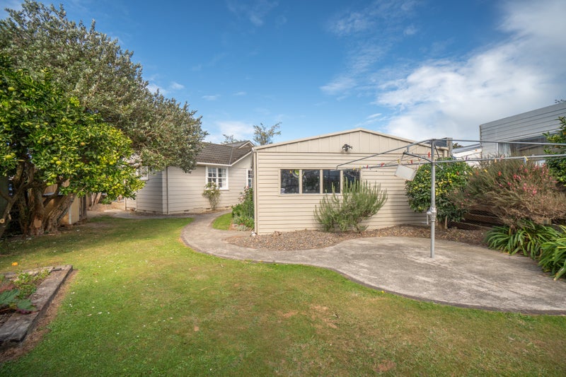 86 Ruamahanga Crescent, Terrace End, Palmerston North - Carousel 29
