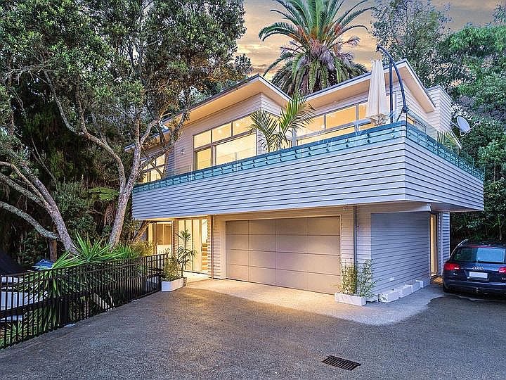 45D Nihill Crescent, Mission Bay, Auckland - Carousel 1