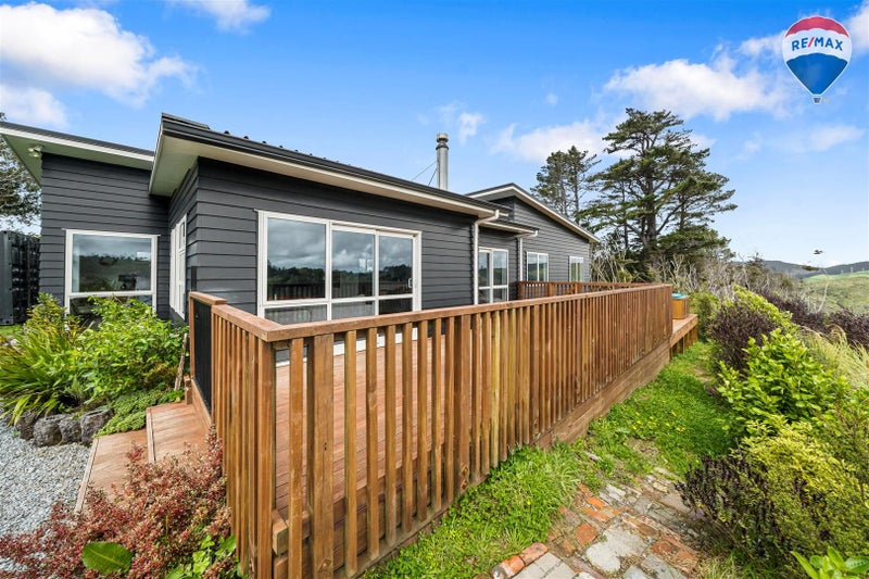 111 Avro Road, Blue Mountains, Upper Hutt - Carousel 2