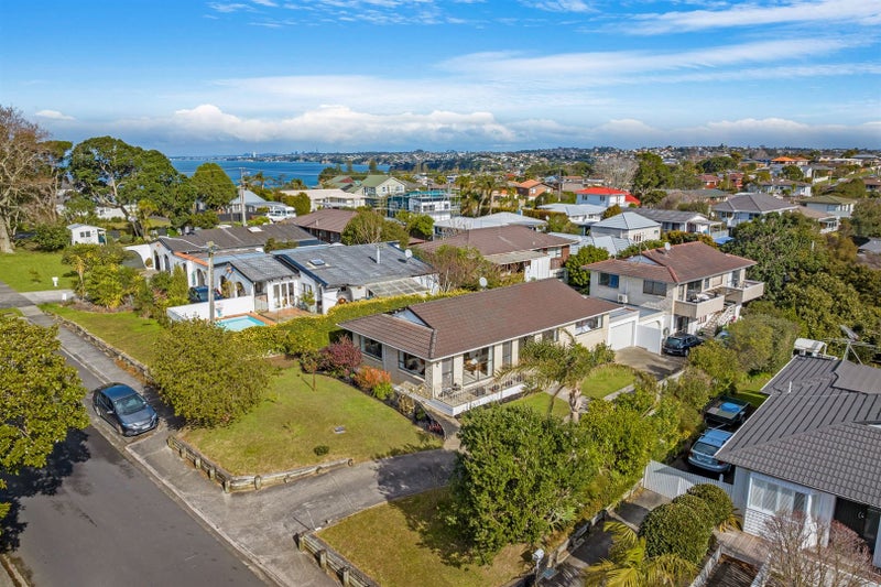 1/31 Cliff Road, Torbay, Auckland - Carousel 21