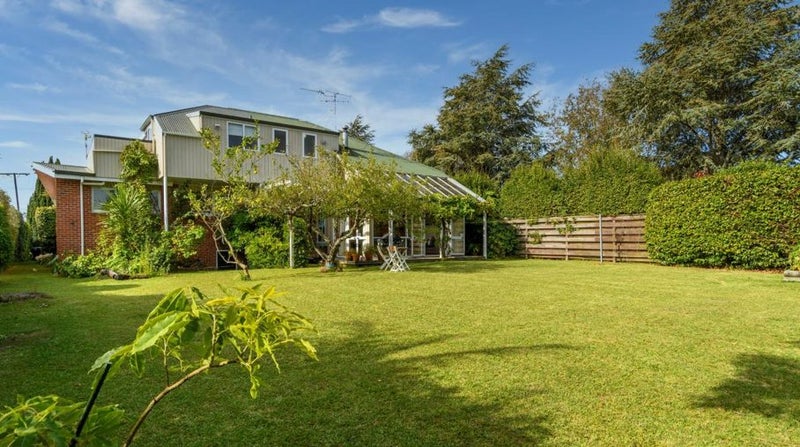 11 Pillans Road, Otumoetai, Tauranga - Carousel 9