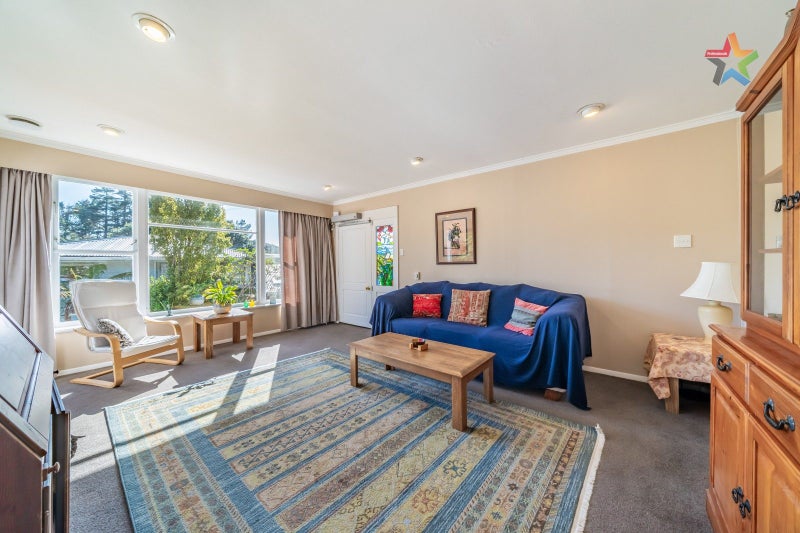 13 Bermer Road, Belmont, Lower Hutt - Carousel 2