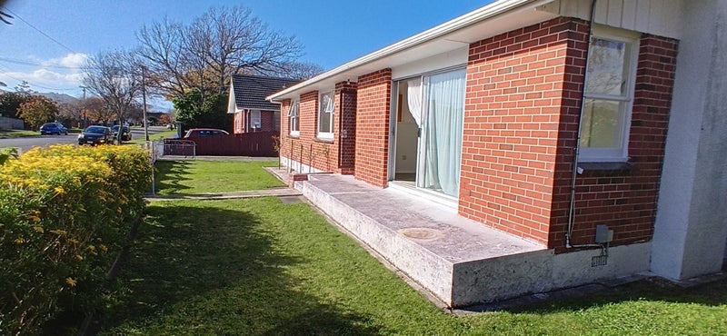 2A Gower Street, Silverstream, Upper Hutt - Carousel 21