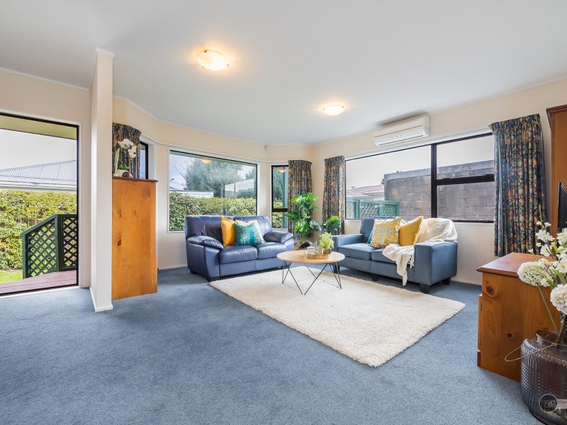 2/71 Walters Street, Avalon, Lower Hutt - Carousel 2