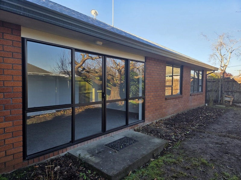 2/3 Pinehurst Crescent, Russley, Christchurch - Carousel 13