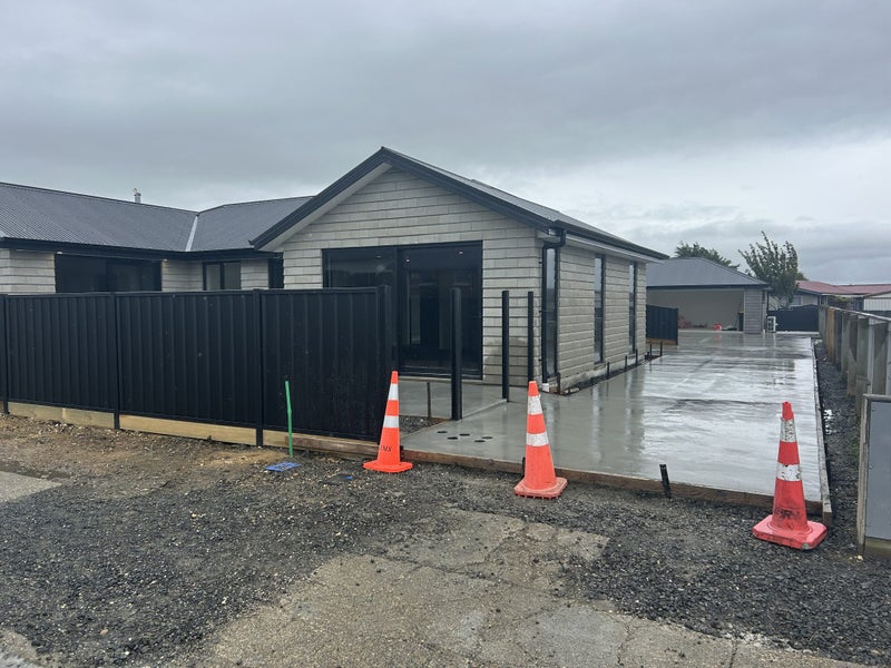 97 John Street, Heidelberg, Invercargill - Carousel 1
