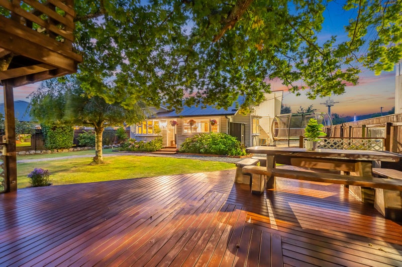 77 Ward Street, Wallaceville, Upper Hutt - Carousel 2