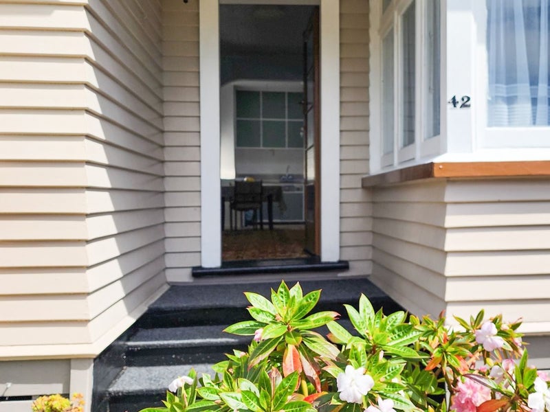 42 Marsden Road, Greymouth, Greymouth - Carousel 2