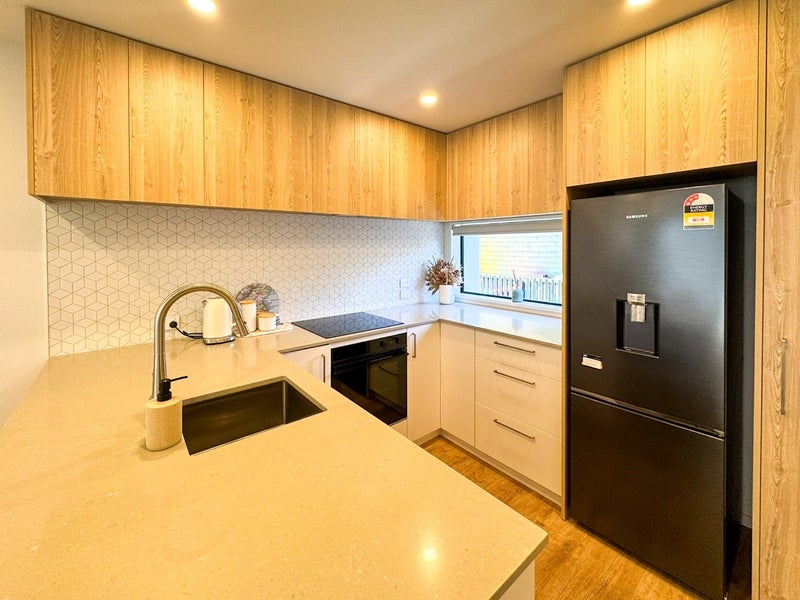 3/77 Deans Avenue, Riccarton, Christchurch - Carousel 2