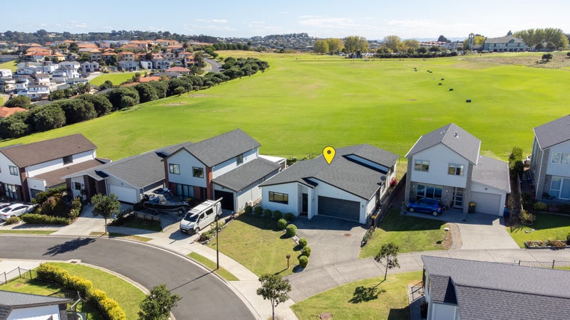 25 Kaipuke Crescent, Gulf Harbour, Whangaparaoa - Carousel 2