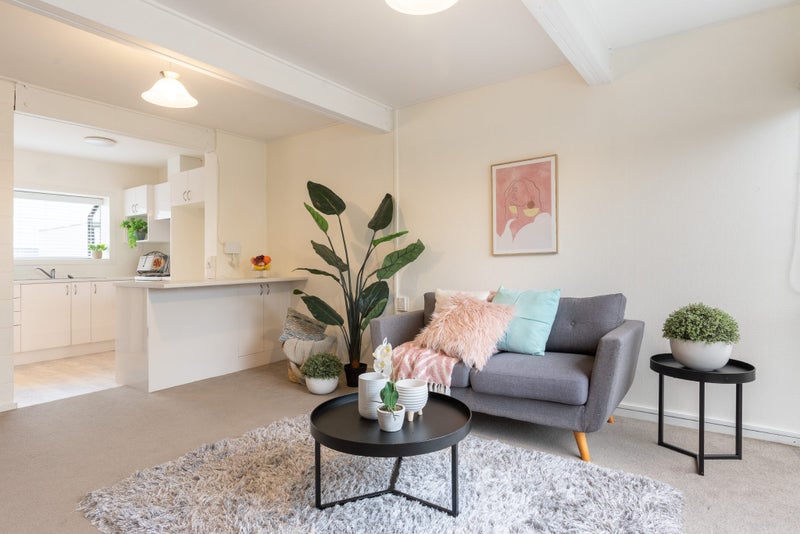 21/4 Dr Taylor Terrace, Johnsonville, Wellington - Carousel 1