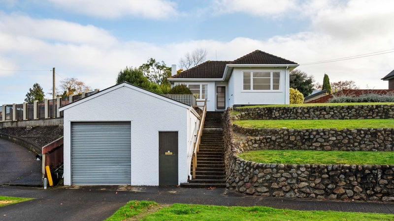 33 East Street, Terrace End, Palmerston North - Carousel 1