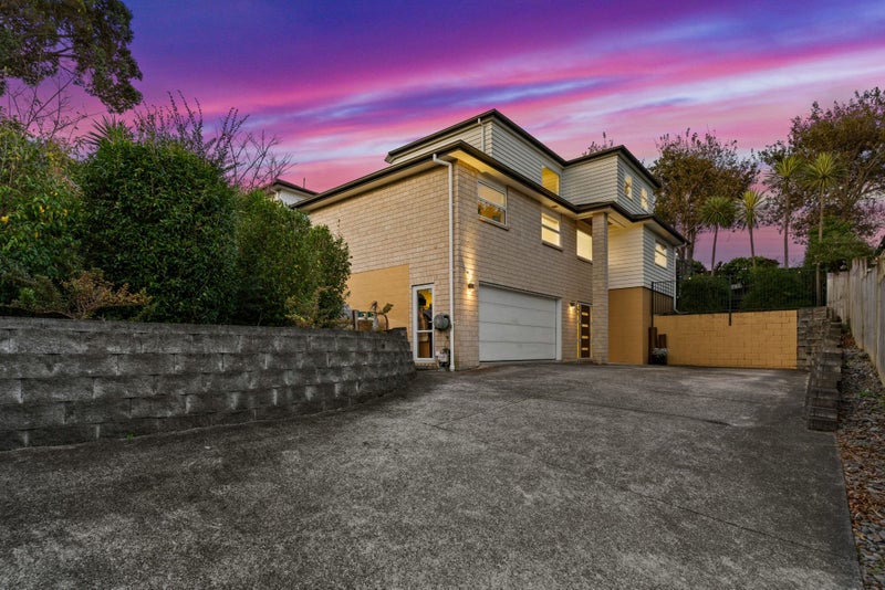 3 Bangla Place, Massey, Auckland - Carousel 48