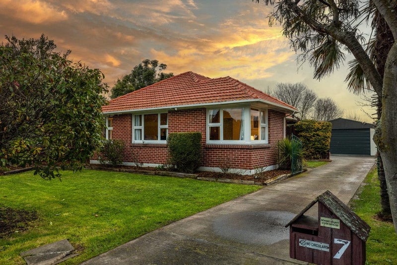 7 Clearbrook Street, Shirley, Christchurch - Carousel 1