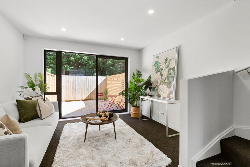12/170 Fraser Avenue, Johnsonville, Wellington - Carousel 1