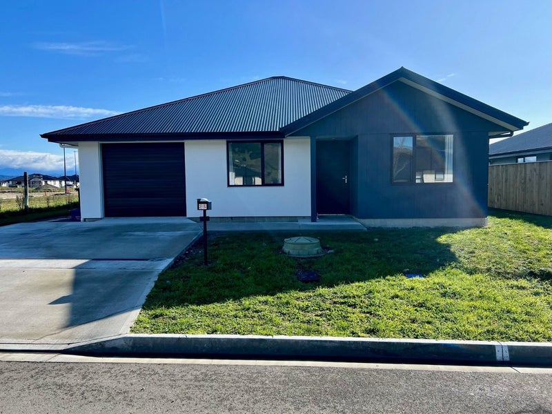 32 Drayton Street, Richmond, Richmond - Carousel 1