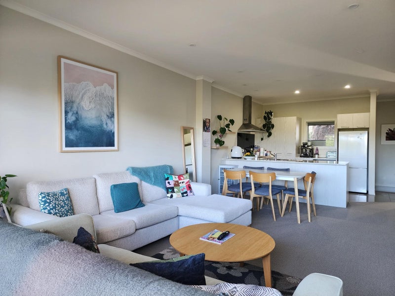 6 Ronald Street, Strandon, New Plymouth - Carousel 2