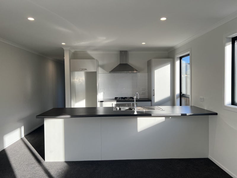 3/1152 Heaphy Terrace, Fairfield, Hamilton - Carousel 2