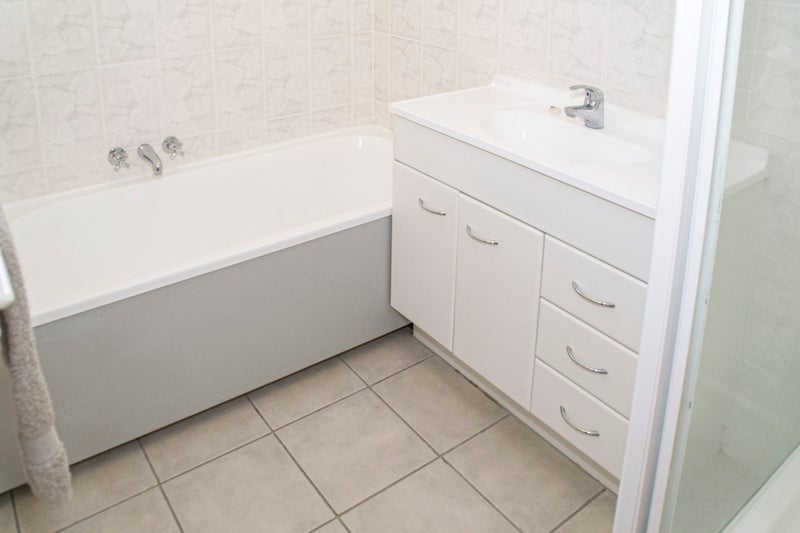 1/9 Askew Place, Farm Cove, Auckland - Carousel 6