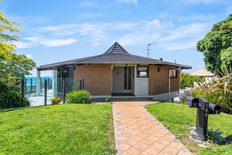 1/166 Clovelly Road, Bucklands Beach, Auckland - Carousel 1