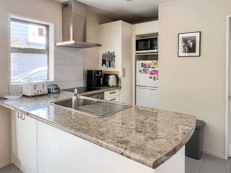 67 Burke Street, Addington, Christchurch - Carousel 2