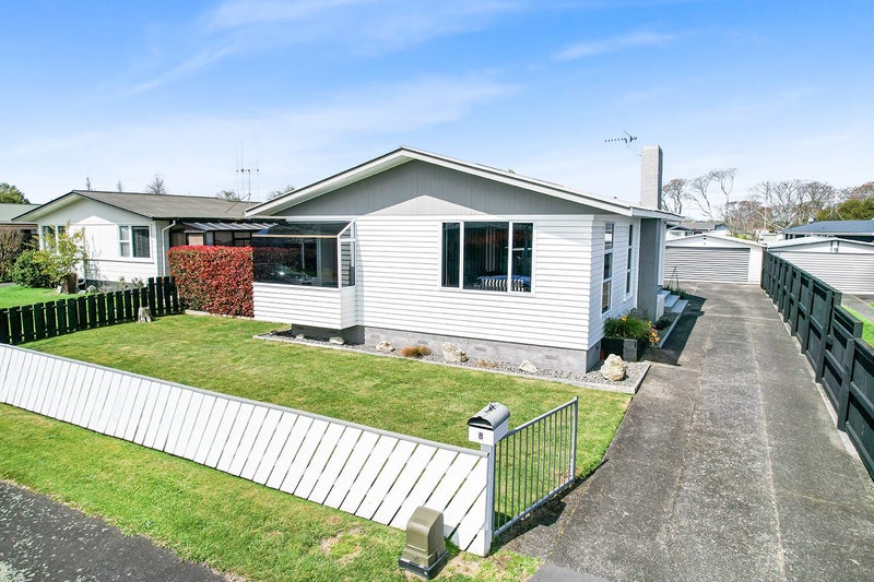 8 Katherine Place, Melville, Hamilton - Carousel 1