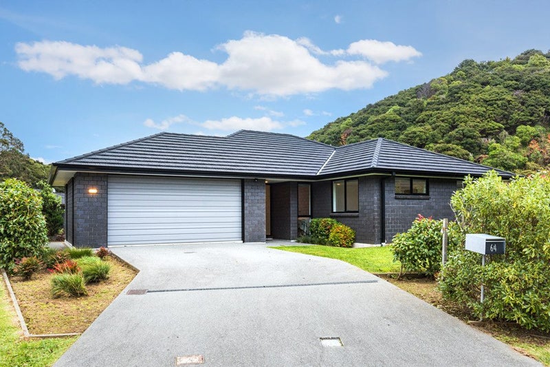 64 Tradewinds Drive, Whitby, Porirua - Carousel 1