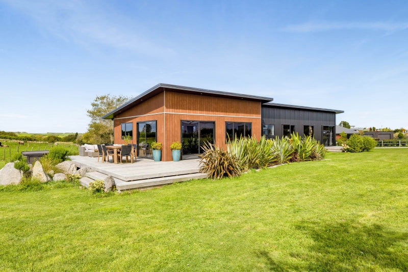 150 Orlando Street, Stratford - Carousel 1