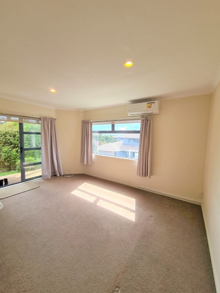 16 Glenreagh Place, Torbay, Auckland - Carousel 2