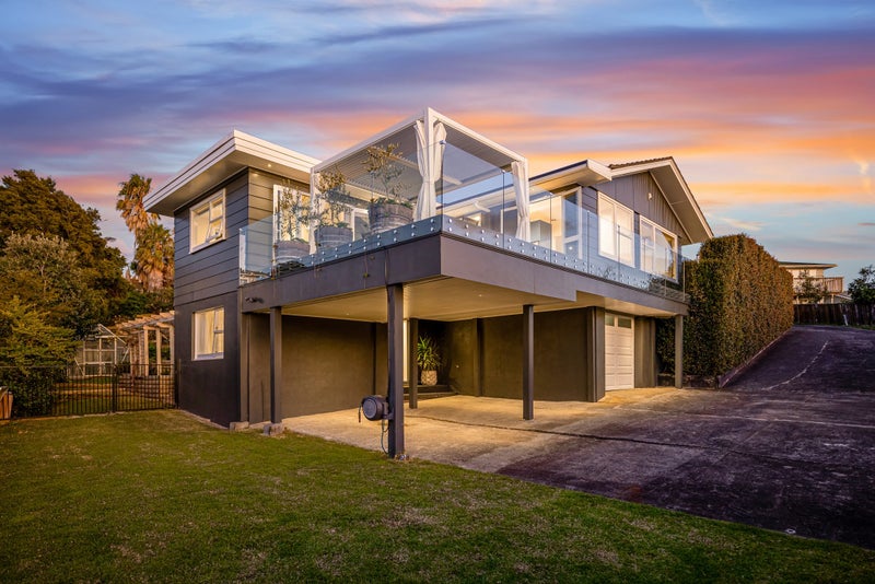 39 Trevola Street, New Windsor, Auckland - Carousel 1