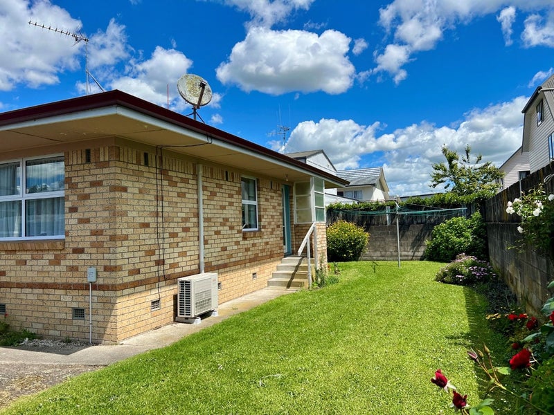 127C Knighton Road, Hillcrest, Hamilton - Carousel 2