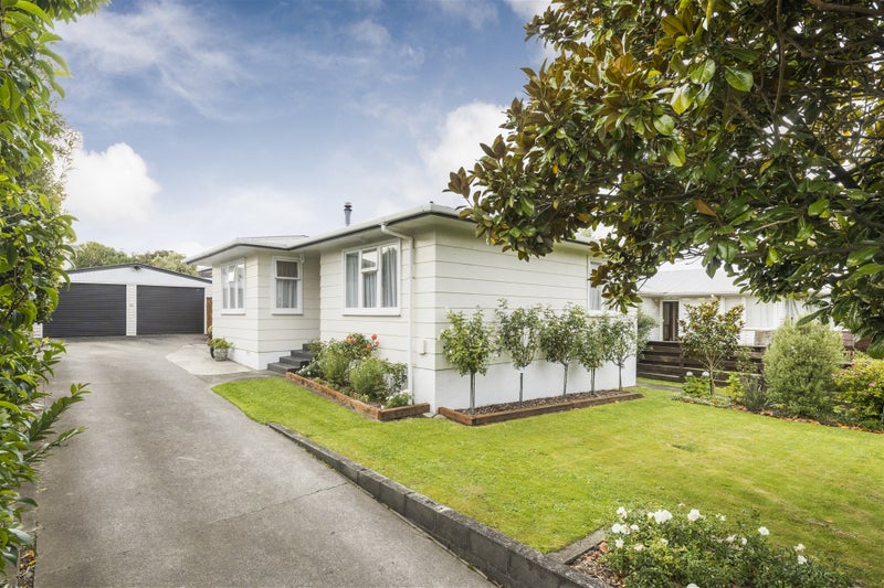 59 Anakiwa Street, Kelvin Grove, Palmerston North - Carousel 1